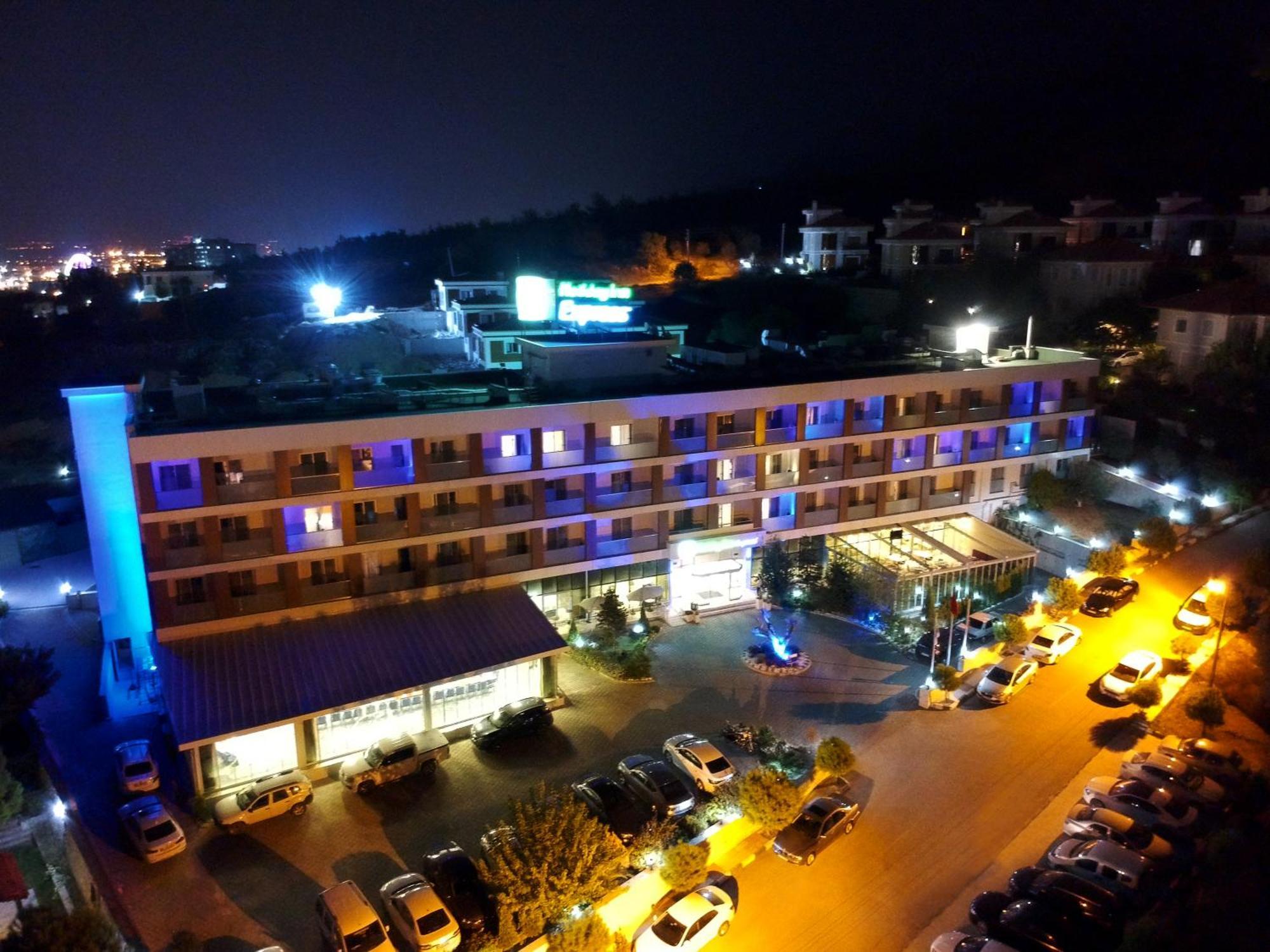 Holiday Inn Express Manisa-West By Ihg Kültér fotó